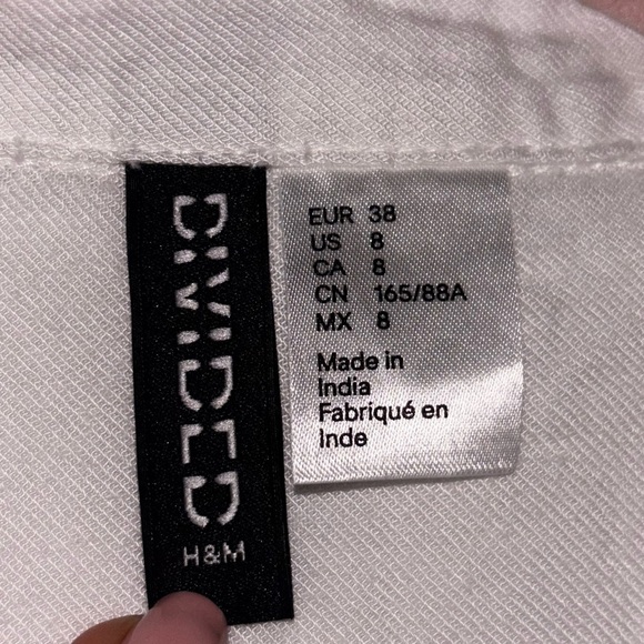 H&M White Button-Up Shirt with 'GIRL PWR' Pocket - Picture 2 of 3